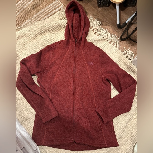 THE NORTH FACE HOODIE
WOMENS LARGE BURGANDY COLOR ZIPPER 2POCKETS - Picture 1 of 9